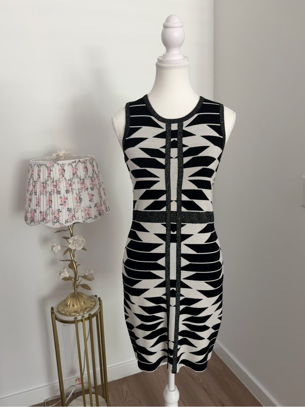 INC Black and White Geometric Sleeveless Knit Mini Dress‎